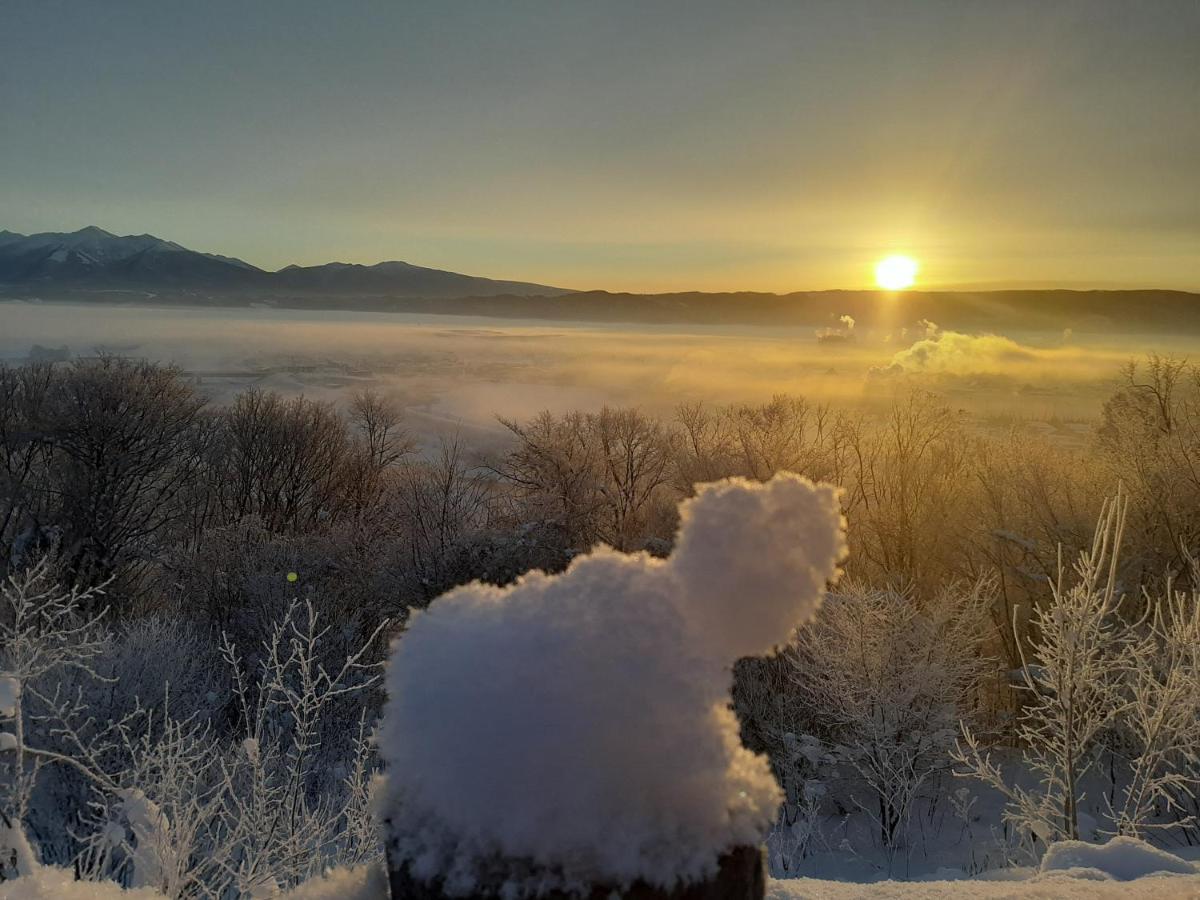 Ituka Furano e Guest House Bagian luar foto