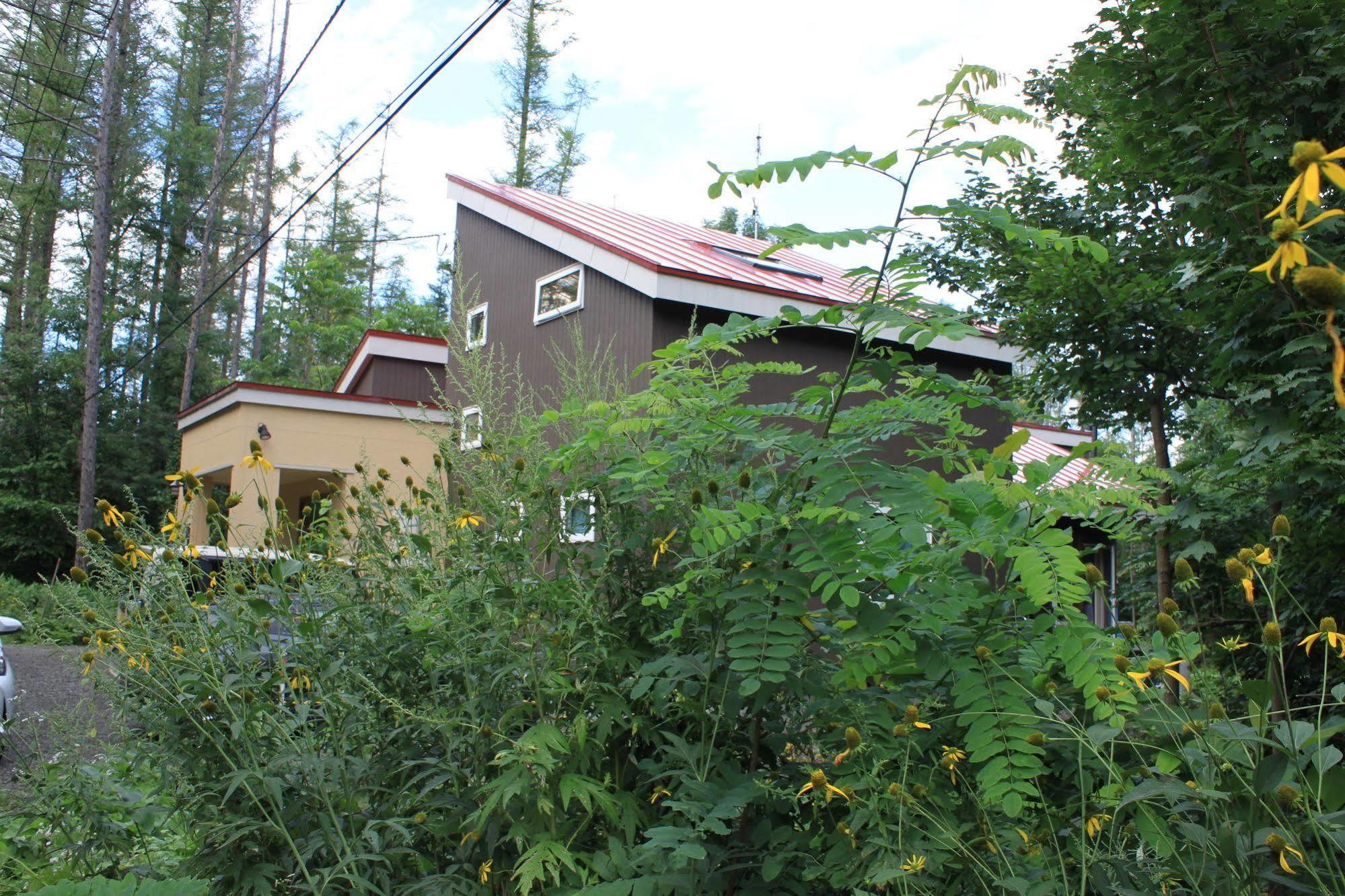 Ituka Furano e Guest House Bagian luar foto